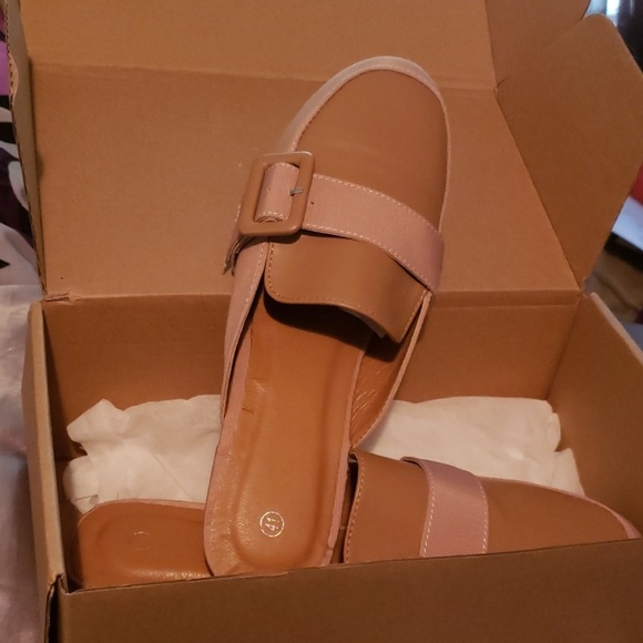 Buckle decor flat mules - Picture 2 of 2